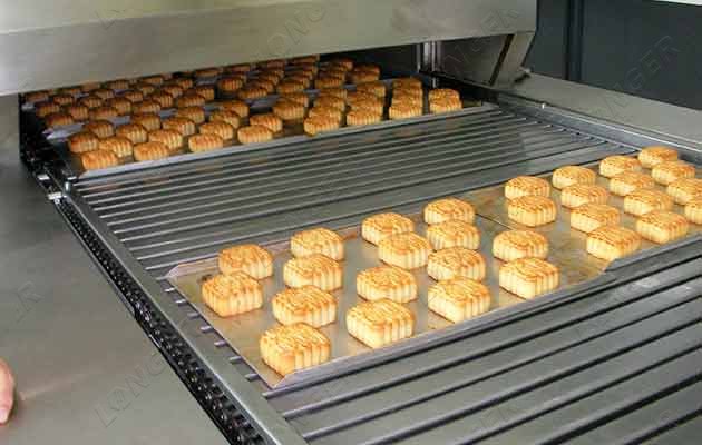 Baking Molds Manufacturing Machine